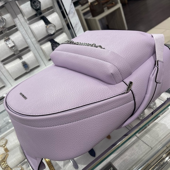 MICHAEL KORS Slater Medium Chain Backpack
Quartz
NWT - Picture 16 of 16